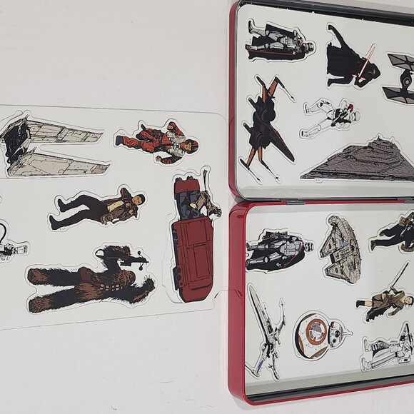 Star Wars, The Force Awakens Magnetic Figures Pottery Barn Kids Tin Box 2015 NOS - Picture 10 of 10